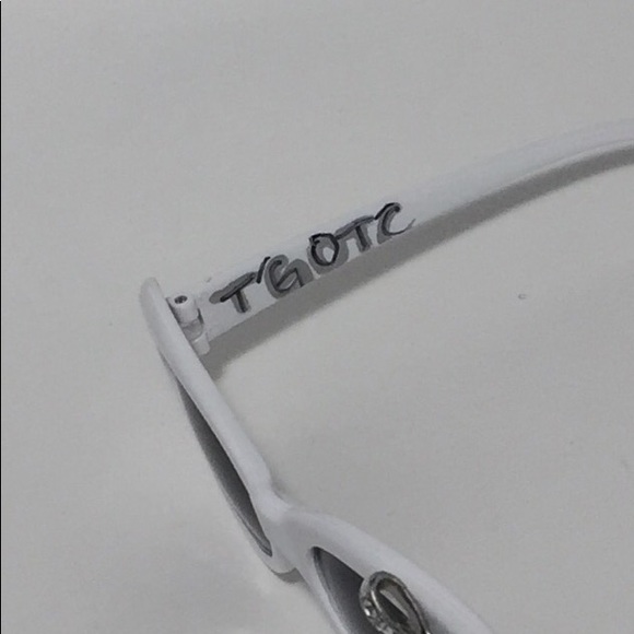 ⭐️⭐️⭐️sold⭐️⭐️⭐️ "The Dat🎀Doe1 SunKClasses" - Picture 4 of 6